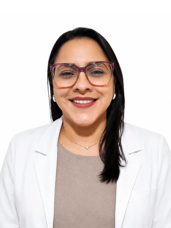 Dra. Karen Ramirez - Nefróloga
